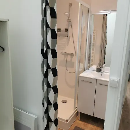 Entier A 10 Minutes Du Coeur D'angers Апартаменты *