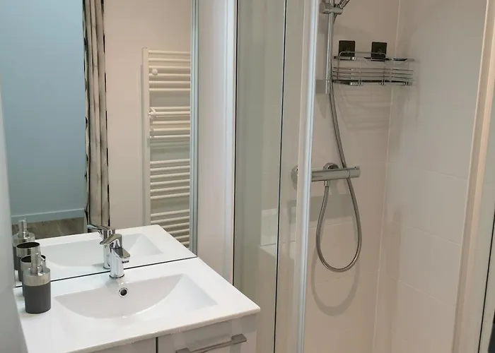 Entier A 10 Minutes Du Coeur D'angers Apartament